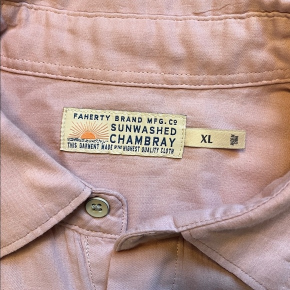 Faherty Men’s Pink Sunwashed Chambray Supima Cotton LongSleeve Shirt Size XL - Picture 2 of 9